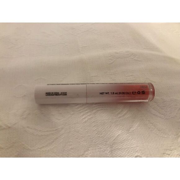 5/$15 SALE Brand New Love Craft Beauty Glare Gloss in Blitz Shade 1.8 ml - Picture 2 of 6